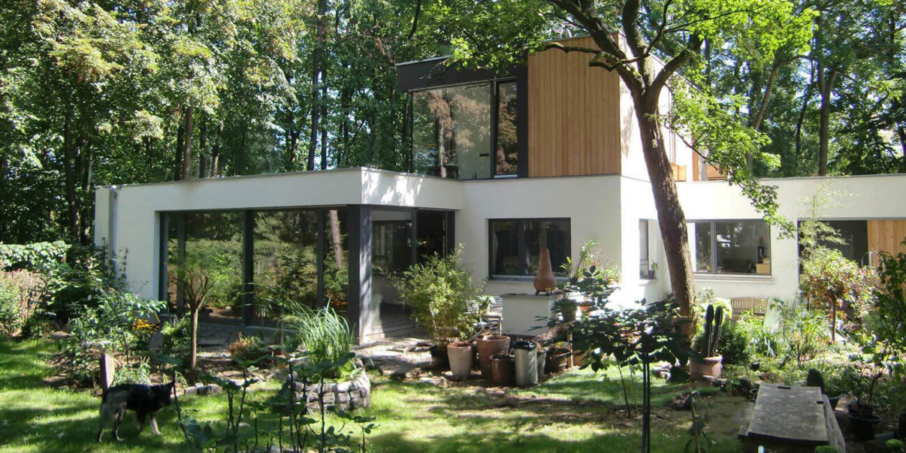 Einfamilienhaus: Umbau und Aufstockung eines Bungalows in Köln, geplant von Steinweg Claus Architekten