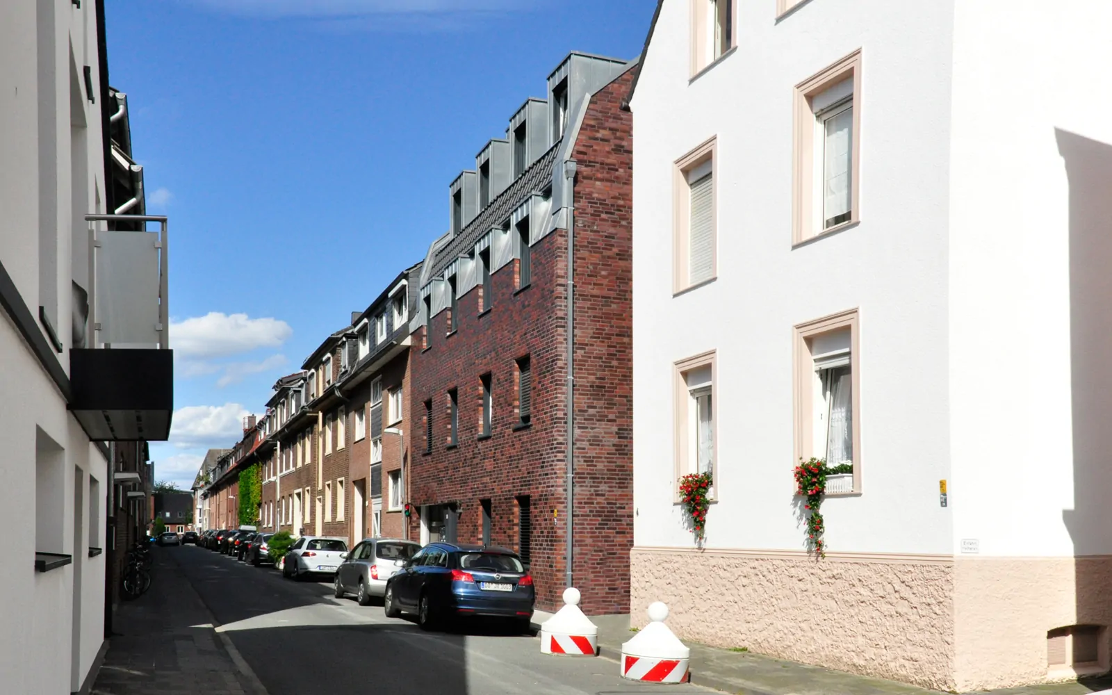 GER08_SteinwegClausArchitekten_Bauluecke_Mehrfamilienhaus_Tiefgarage_Gaube00001