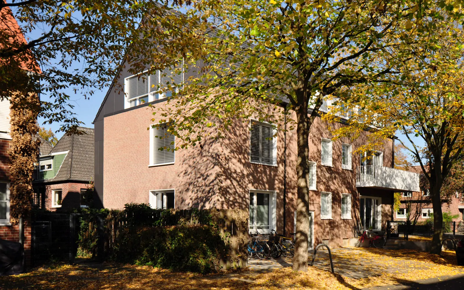 MVR90_SteinwegClausArchitekten_Mehrfamilienhaus_Muenster_Anbau_Umbau_Nachverdichtung_00004